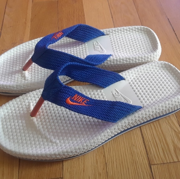 vintage nike flip flops